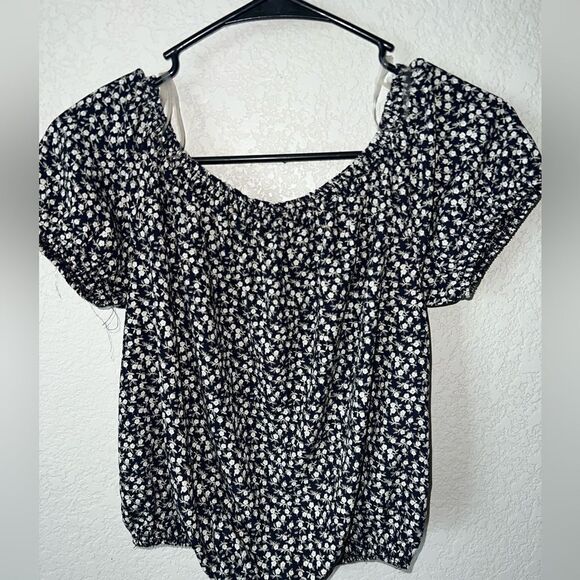 ❄️ 7 DAY WKND FLORAL CROPPED TOP SIZE M- NWOT - Picture 5 of 7